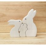 familia-armables-madera-conejos-blanco-3-personajes-500×500-1